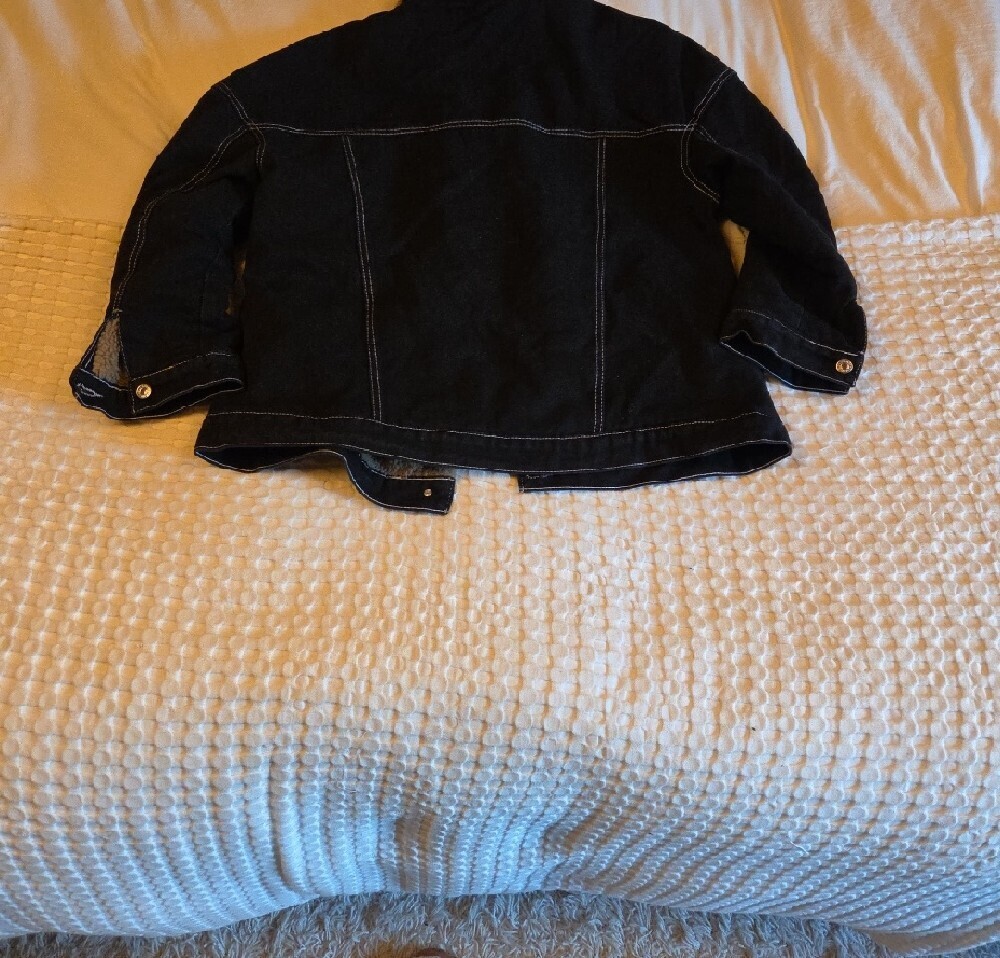 Black Denim Jacket with Sherpa Lining Xl - Picture 3 of 4
